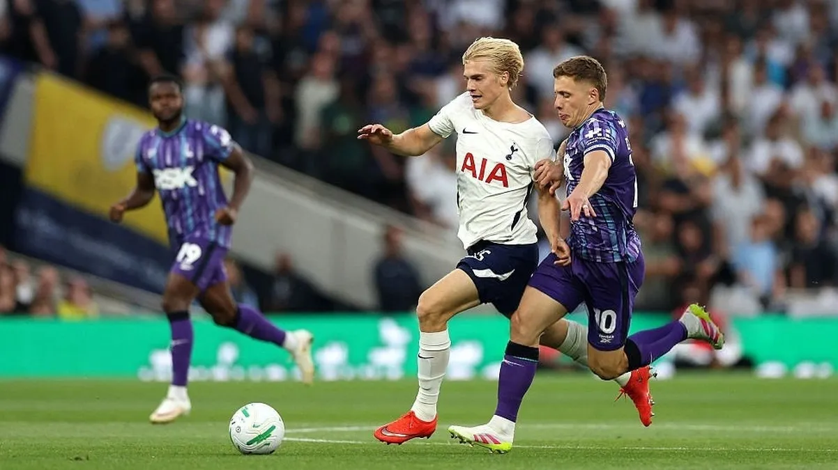 Juventus, Inter, Milan, Napoli e Fiorentina: chi ha bisogno di Bergvall-2