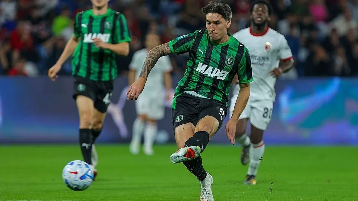 Sassuolo, Esposito-Bowie: la sfida per l’attacco che può cambiare il mercato di gennaio-2