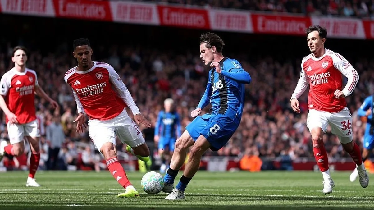 Milan, il dopo Modrić cambia forma: perché piace Alex Scott-2