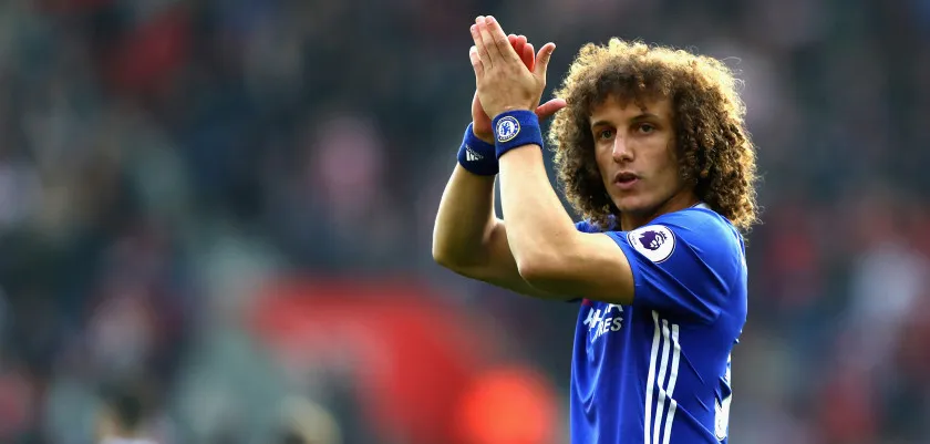 Chelsea, David Luiz rinnova