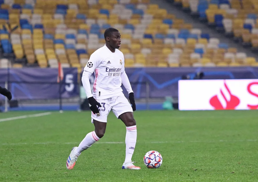 Real Madrid: Ferland Mendy infortunato al quadricipite