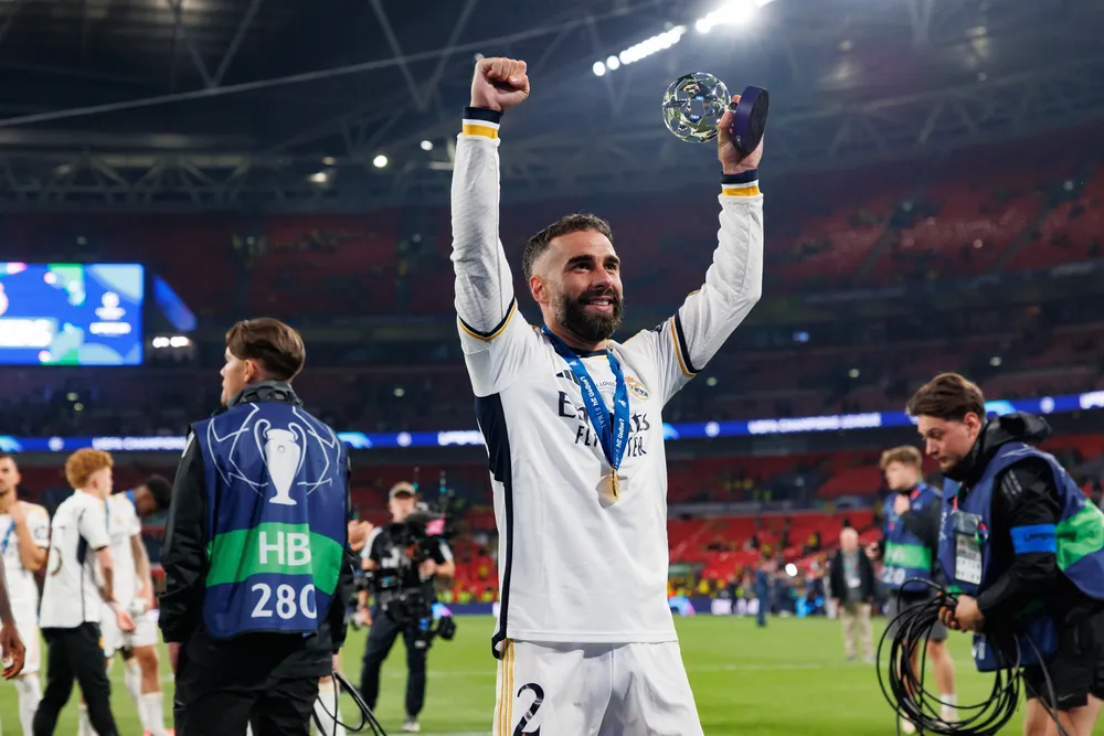 Real Madrid, Carvajal è stato operato: la nota del club