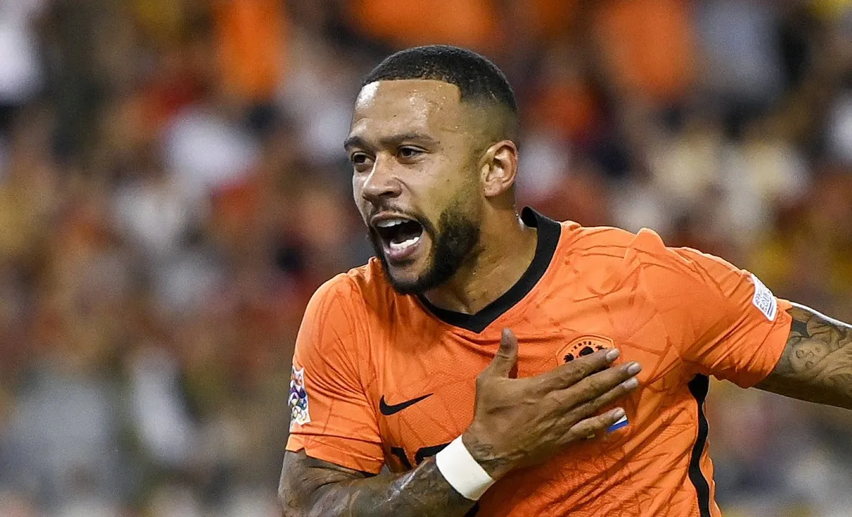 Milan, soliti problemi per Zirkzee: colpo Depay a zero?