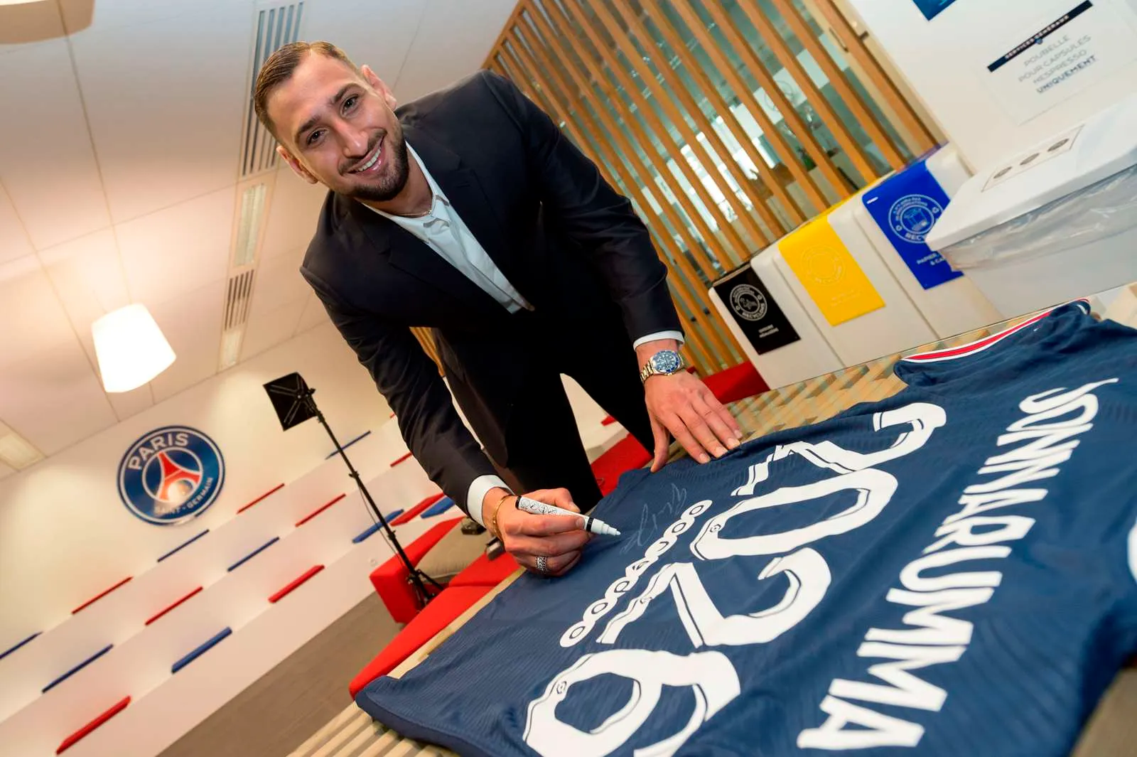 Donnarumma già nel mirino delle critiche