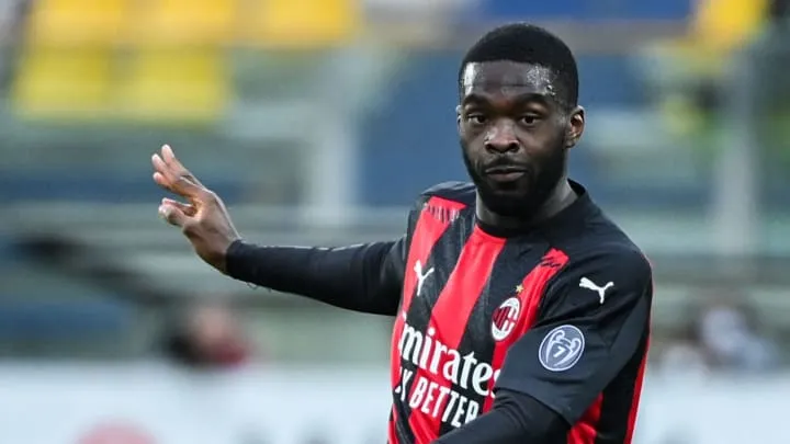 Milan, avanti tutta con Tomori: Maldini tratta con il Chelsea | la situazione