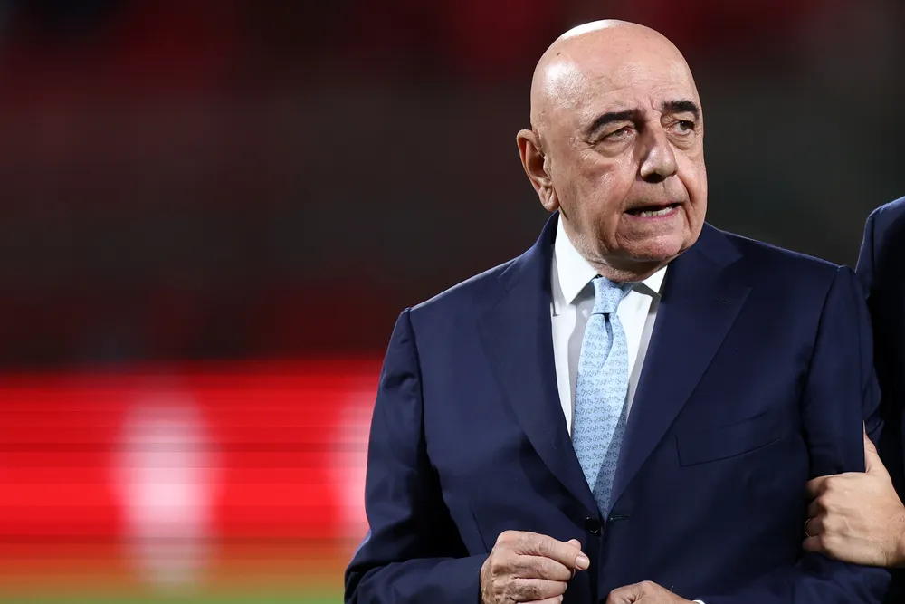 Galliani: "Penso che le prime 4-5 squadre cambieranno tutte il mister..."