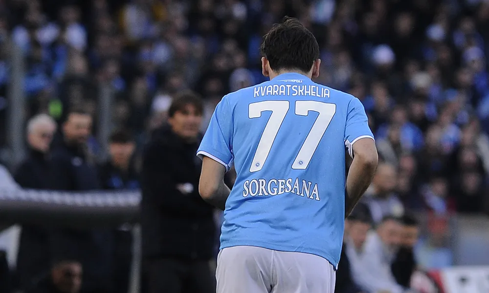 Napoli, bye bye Kvara: meno 7 giorni all'addio