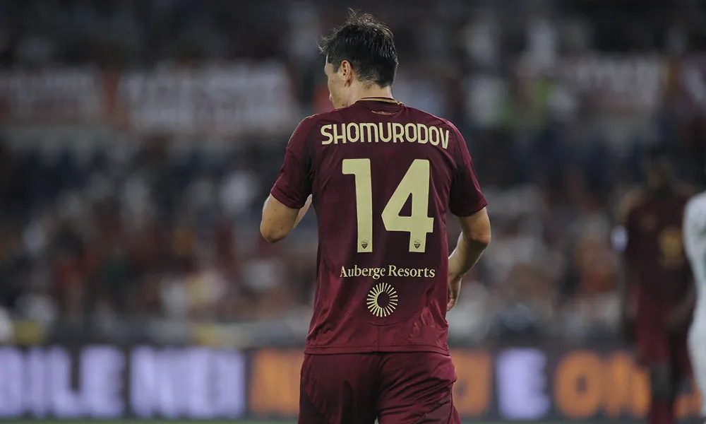 Roma, Eldor Shomurodov vicino al Başakşehir