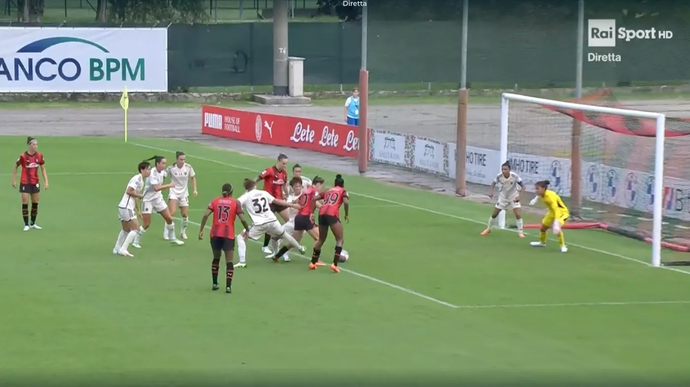 Milan - Roma Femminile: il gol del raddoppio del Milan ad opera di Marinelli