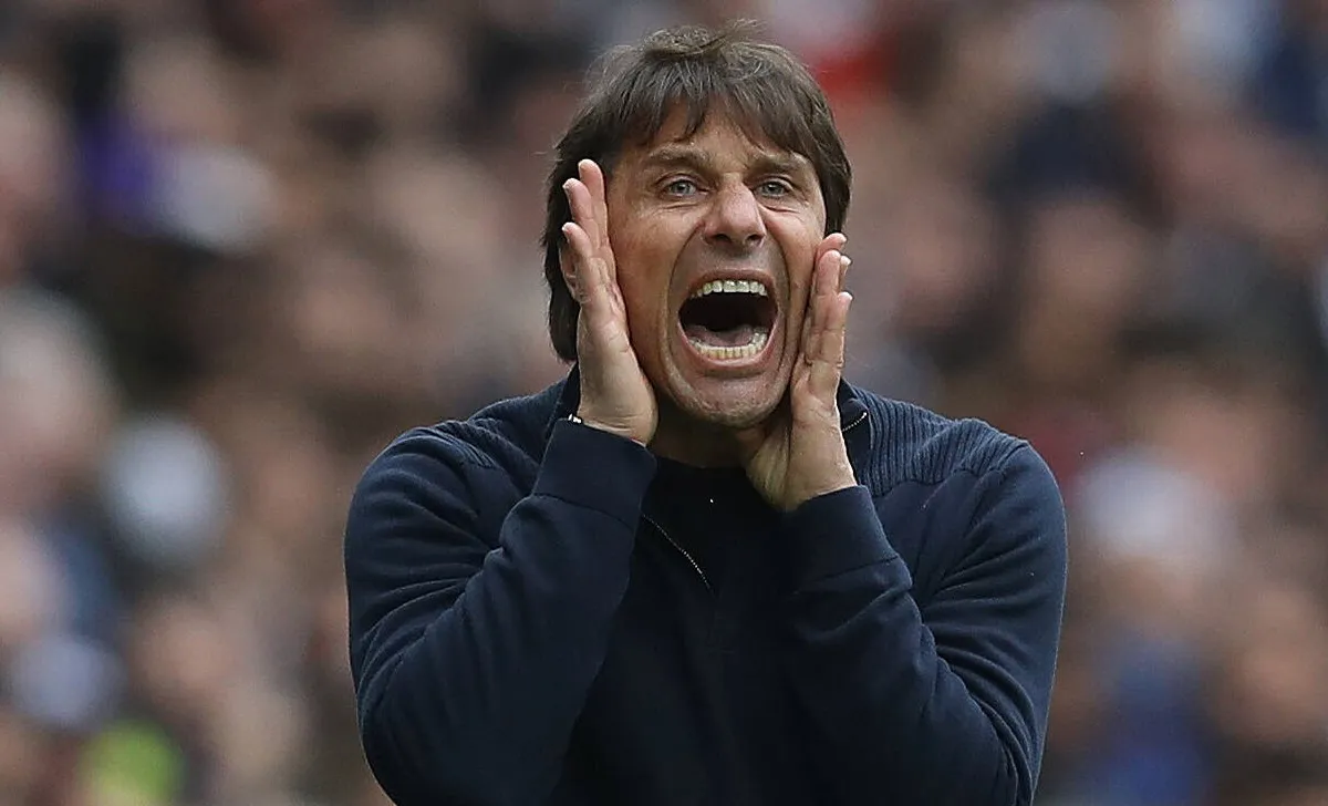 Milan, un tuttofare per Conte: il Napoli bussa in Via Aldo Rossi