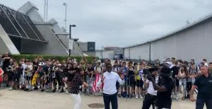Weah alla Juventus: i video con i tifosi