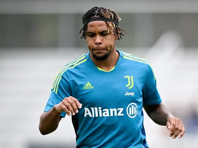 Juventus, l'infermeria si riempie: le condizioni di McKennie