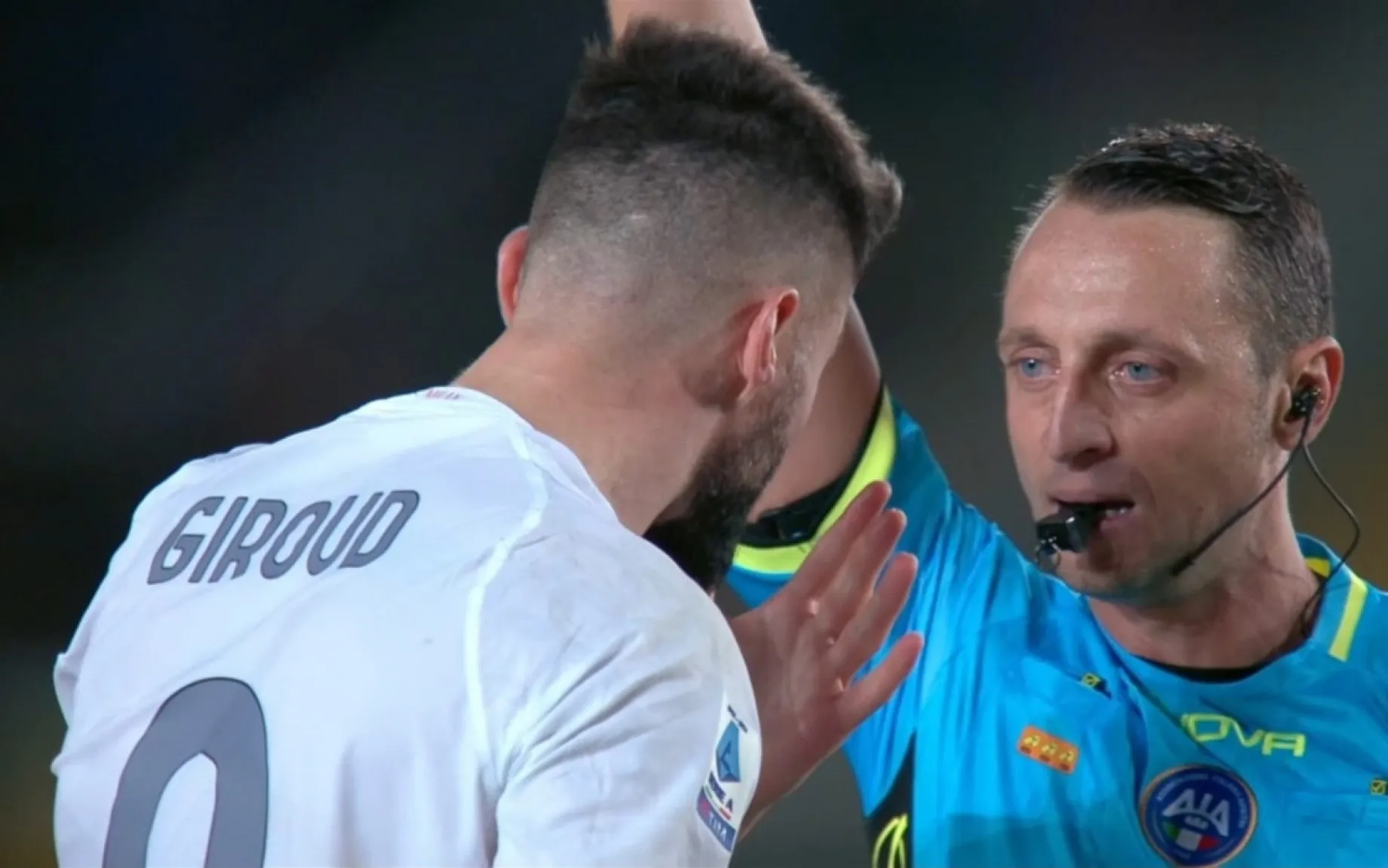 Milan, stangata Giroud: può stare fuori per quattro giornate