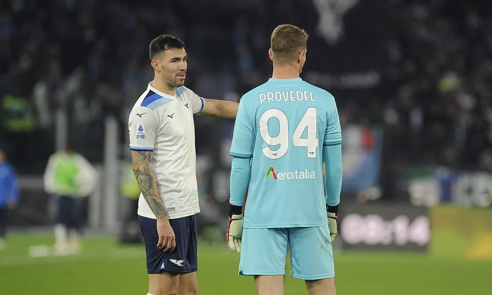 Lazio, sarà ancora staffetta tra Provedel e Mandas?