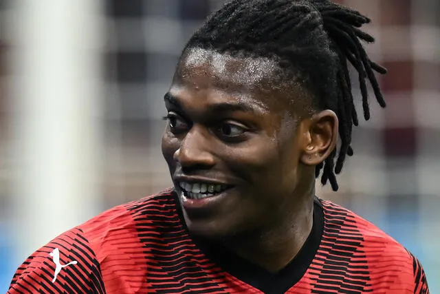 Milan, Laporta chiama Mendes:"Voglio Leao"