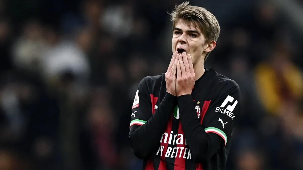 Milan, De ketelaere vuole restare: i problemi con gli schemi di Pioli