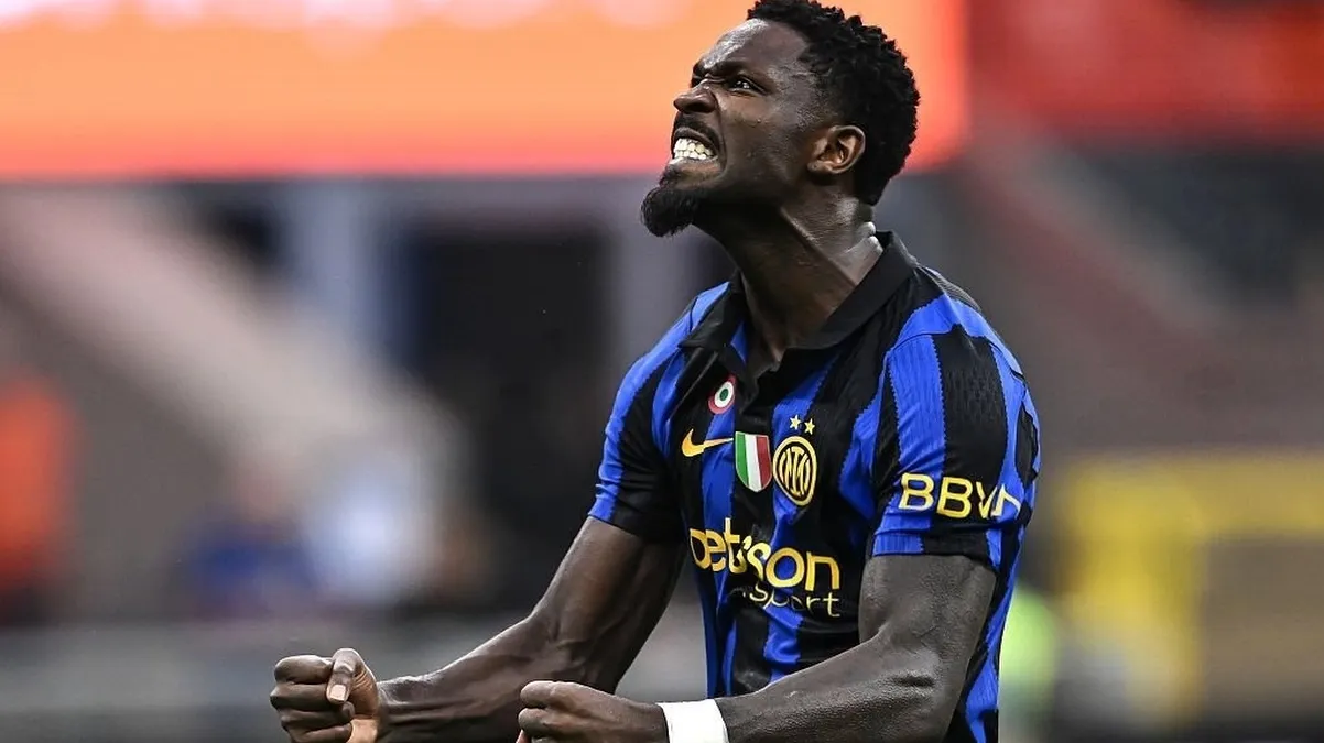 Inter, i club di Premier League tornano su Thuram: ora però è di nuovo centrale