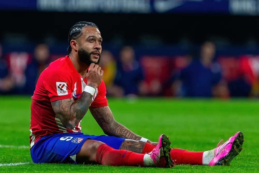 Depay lascia già il Corinthians? Il motivo