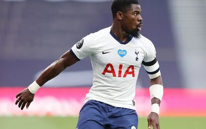 Milan: il sì di Aurier, ancora distanze sul prezzo