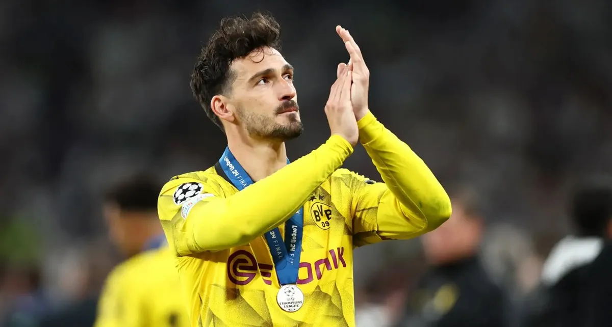 Ultim'ora Milan, sondaggio per Hummels
