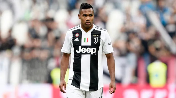 CALCIOMERCATO JUVENTUS. Il PSG vuole Alex Sandro.