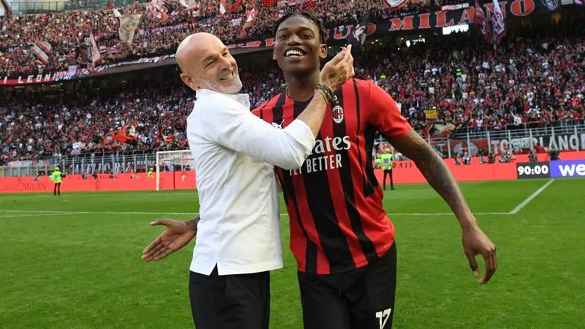 Milan, altri contatti per Leao: il chiaro consiglio di Pioli