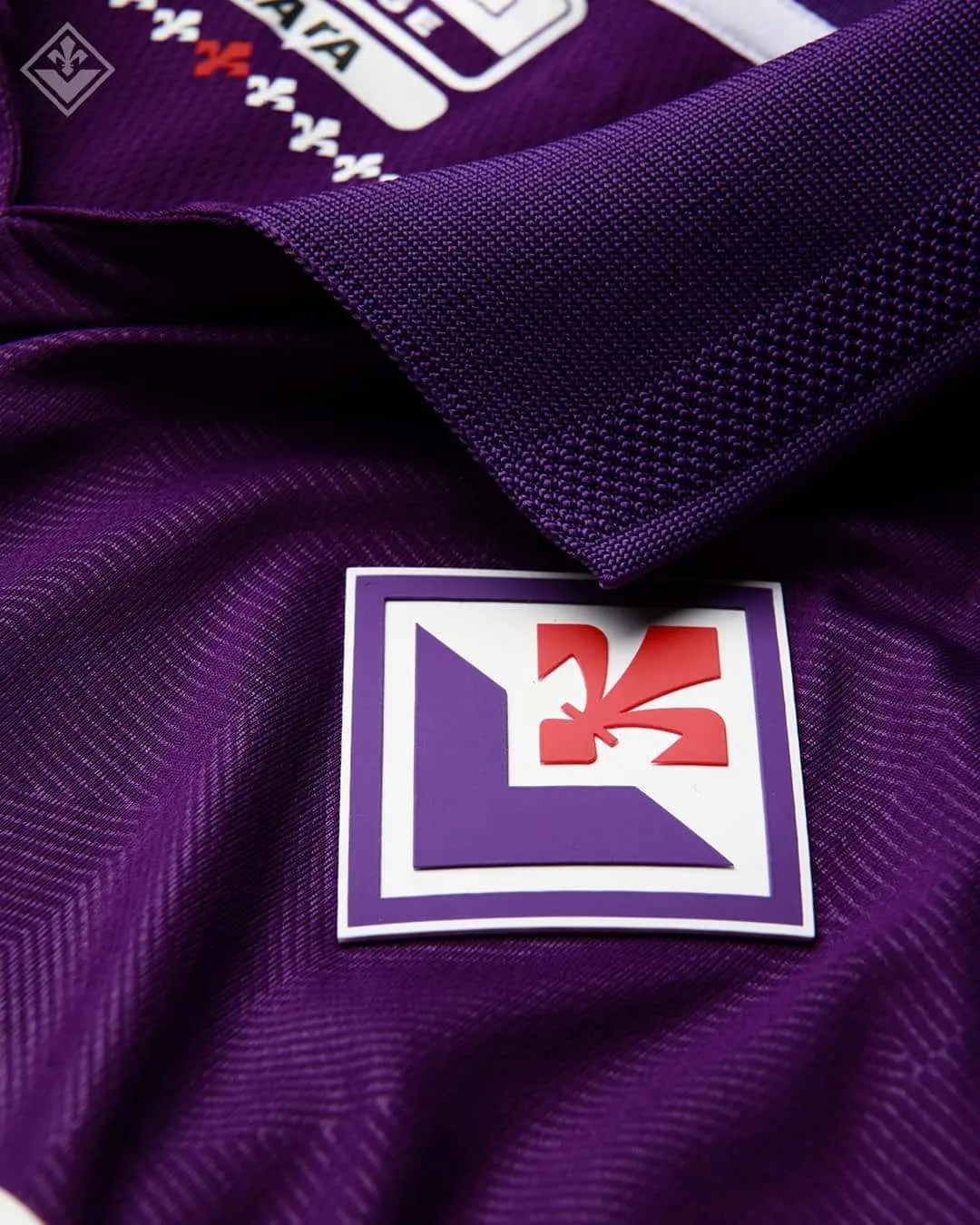 Fiorentina, linee classiche per "L'Anima Viola": la nuova maglia