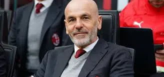 Pioli, un vero gentleman…e riceve anche il premio