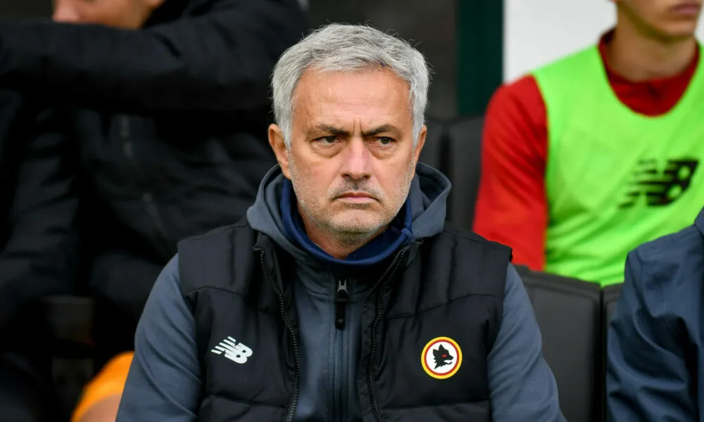 Fenerbahce, Mourinho accusato di razzismo