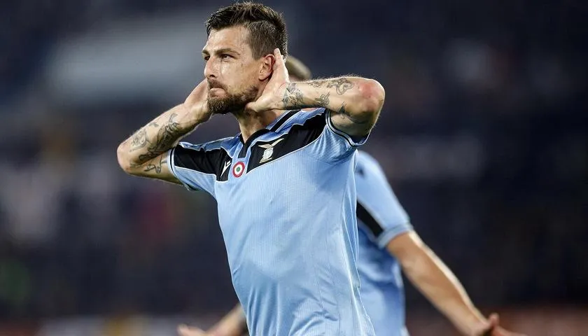 Lazio, situazione Acerbi: ecco gli ultimi aggiornamenti