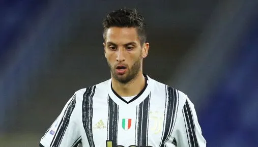 Juventus, Bentancur: "Arthur? Meglio di lui solo Iniesta"
