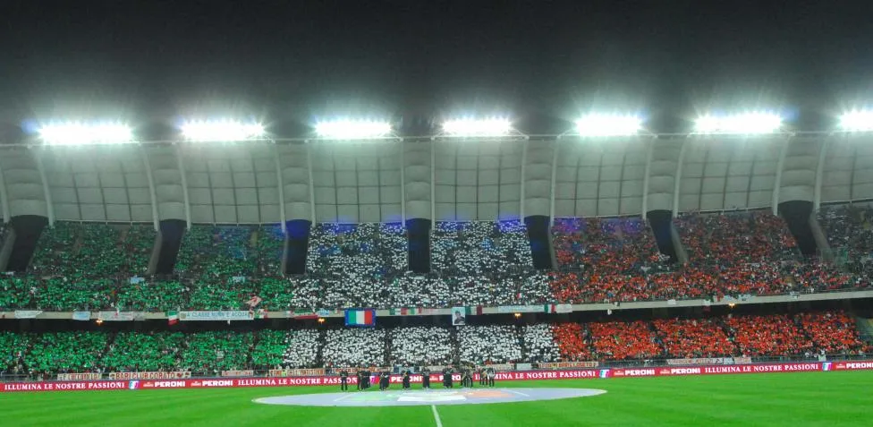 Italia, in 53.000 a Bari per cercare la vittoria