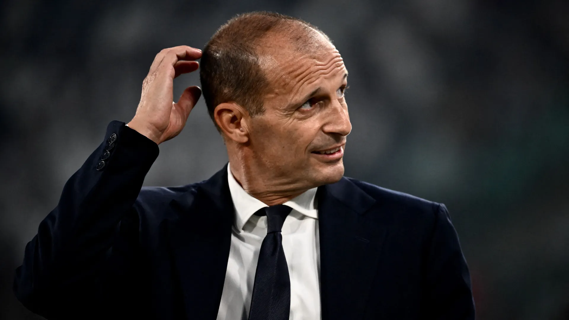 Milan, Allegri lascia per Conte? La posizione dei rossoneri e la parola data