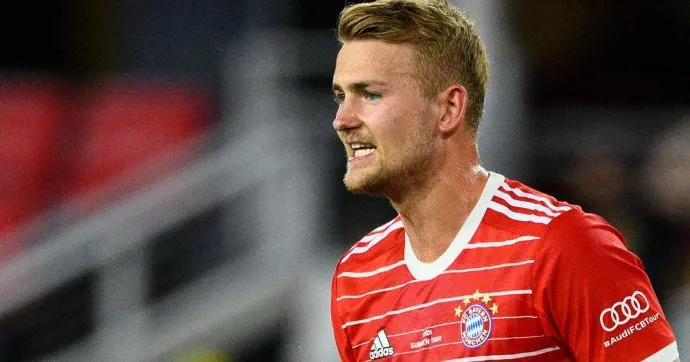 Ultim'ora Milan, De Ligt chiede spazio: i contatti con il Bayern Monaco ed alcune smentite