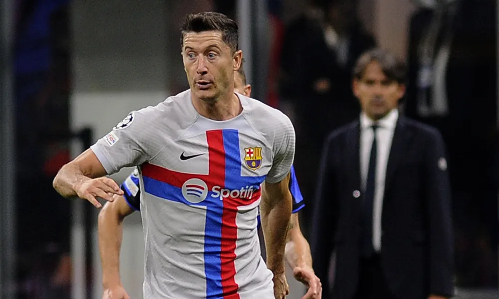 Barcellona, Flick riaccende la speranza: “Lewa potrebbe tornare contro l’Inter”