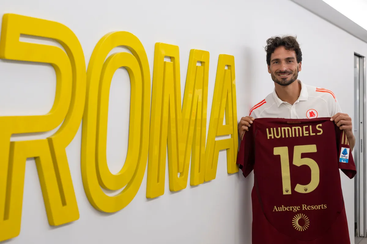 Roma, l'assenza di Hummels si prolunga: addio a gennaio?