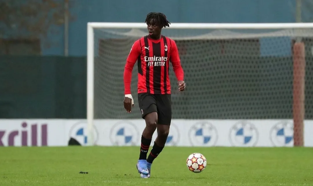 Milan Primavera, c'è distanza per il rinnovo di Nsiala | Dietro l'angolo la minaccia estera