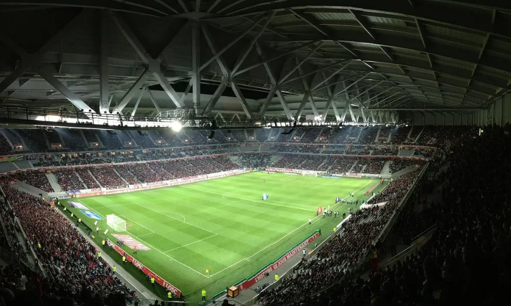 Come organizzare una giornata allo stadio: dalla scelta del biglietto all'after-match