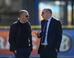 Calciomercato Inter, arrivata un'offerta per un centrocampista nerazzurro: le ultime