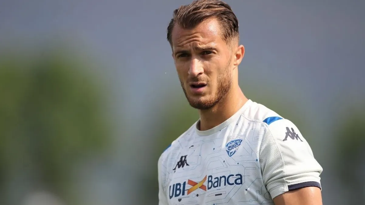 Giugliano, Alfredo Donnarumma vuole rinascere: dai 25 gol in B al digiuno in C