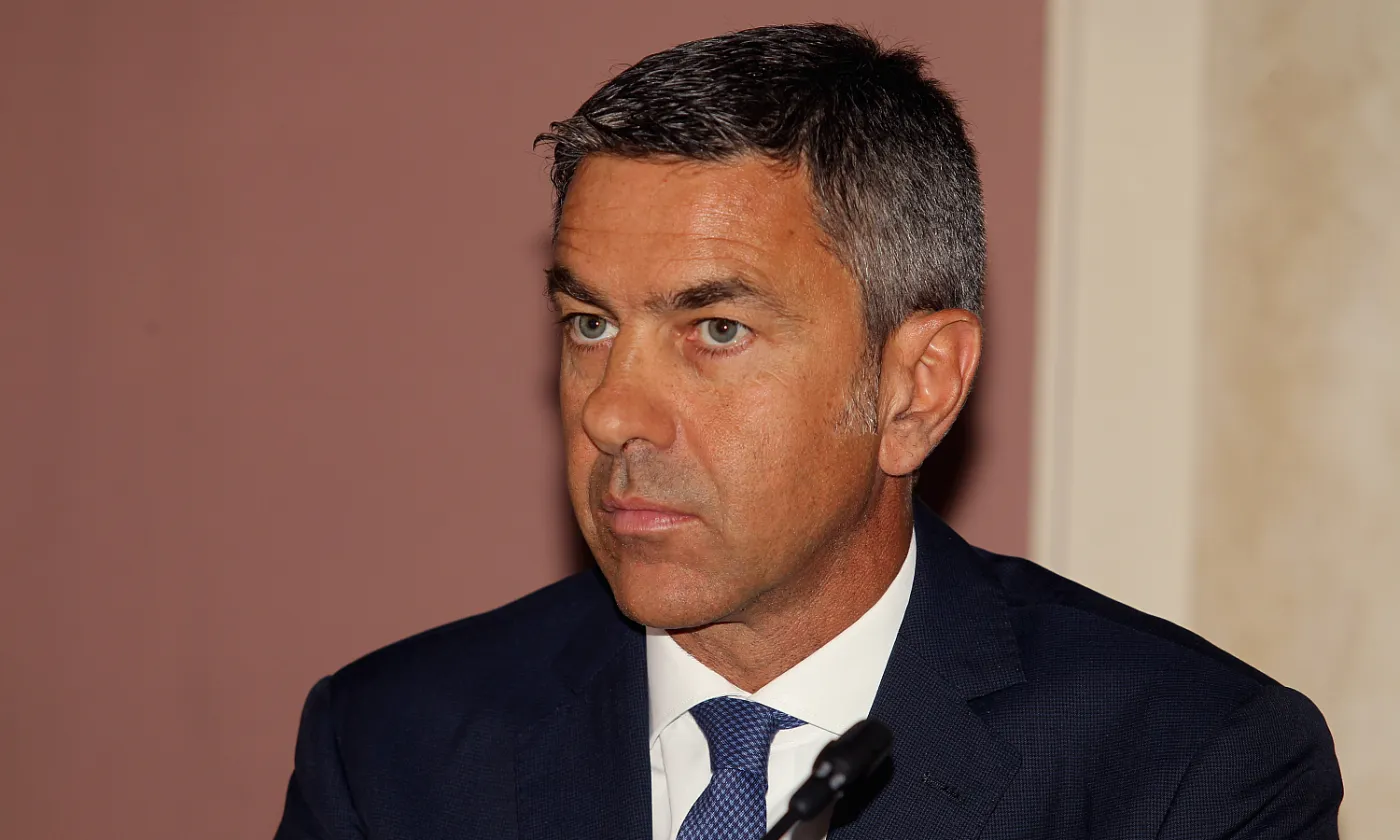 Milan, siamo già in clima derby: Costacurta "L'Inter è più forte"