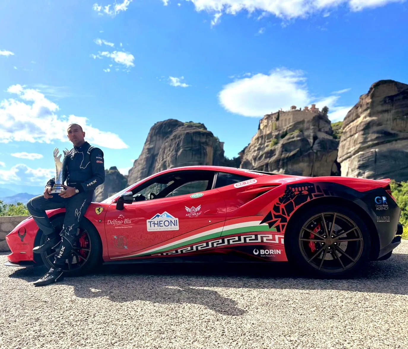 Esclusiva CS: Fabio Barone, "Questo è l'ultimo!" Il pilota conquista il 5 Guinness World Record Ferrari