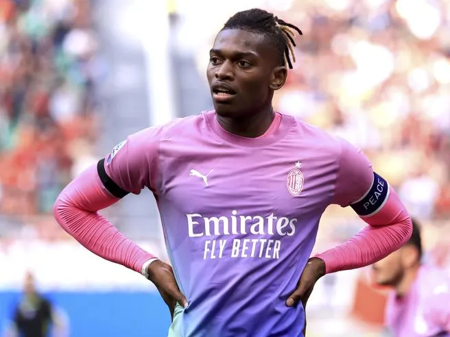 Milan, Leao vuole rimanere:" Un orgoglio giocare per questa maglia"