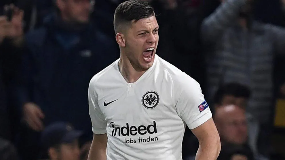 Milan, ora spetta a Giroud: Jovic incalza | la situazione