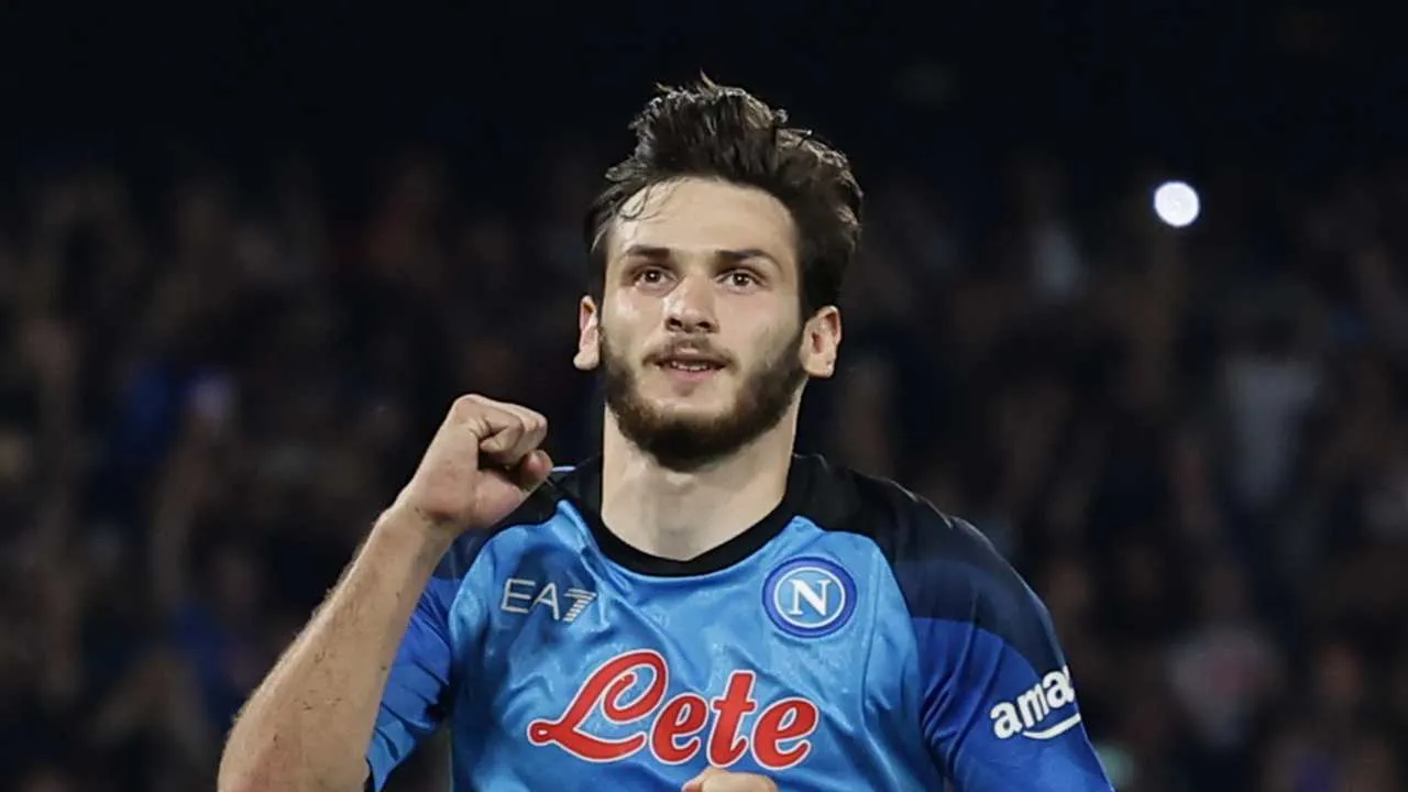 Calciomercato Napoli: super offerta per Kvaratskhelia