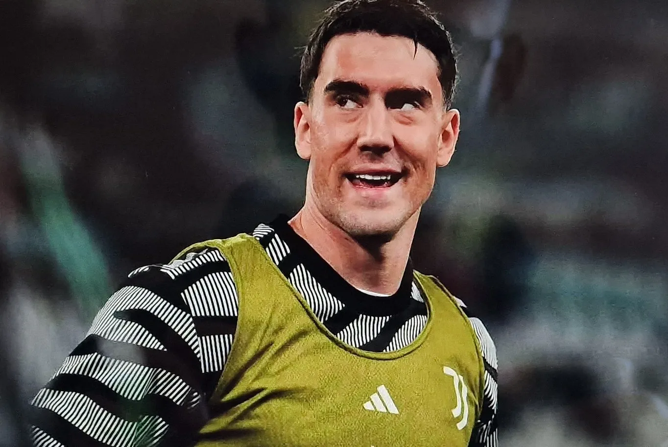 Juventus: Vlahovic risponde agli insulti