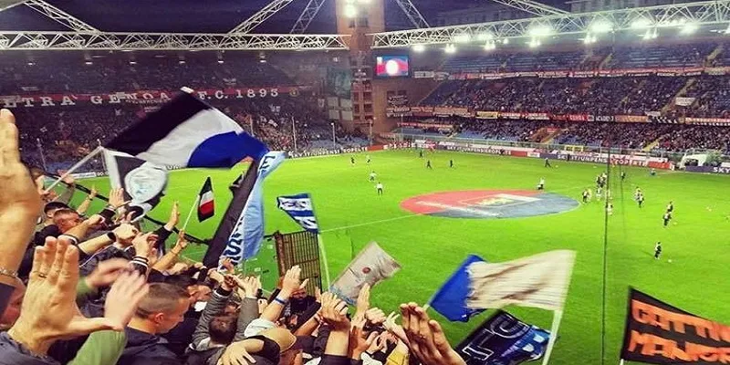 Napoli vince a Genova sotto il diluvio. Ma era da rinviare?