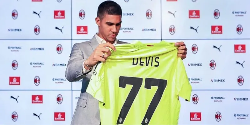 Milan Vàsquez