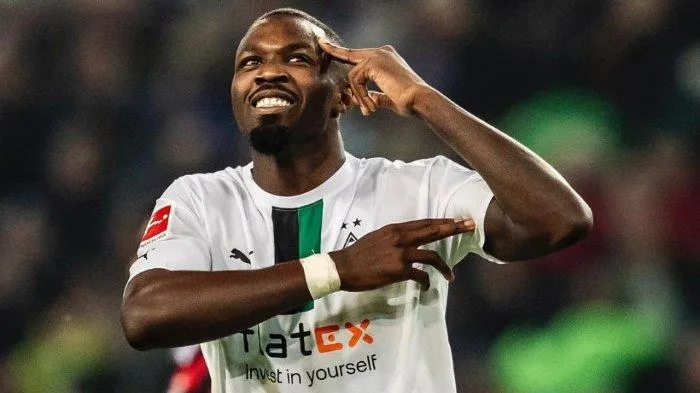 Milan, Thuram diviso tra campo e soldi: domani la deadline