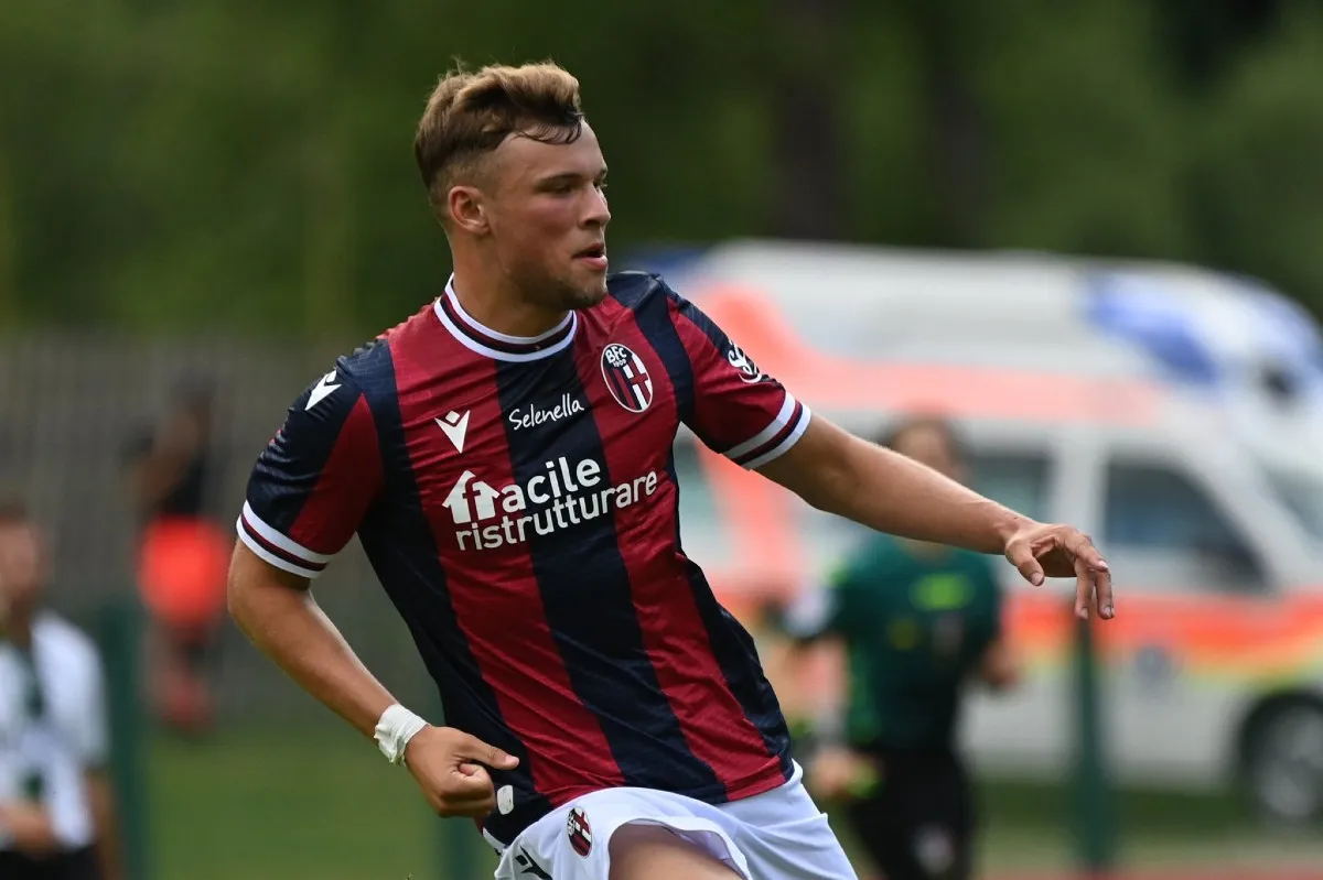 Bologna, i lamenti del giovane Van Hooijdonk: "Il gioco di Motta non fa per me"